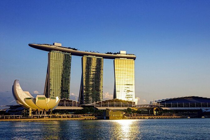 4 Hours - Singapore Tour in Private Car or Minibus with Driver - Singapore River to Merlion Park: The Fastest Way to Get Your Bearings