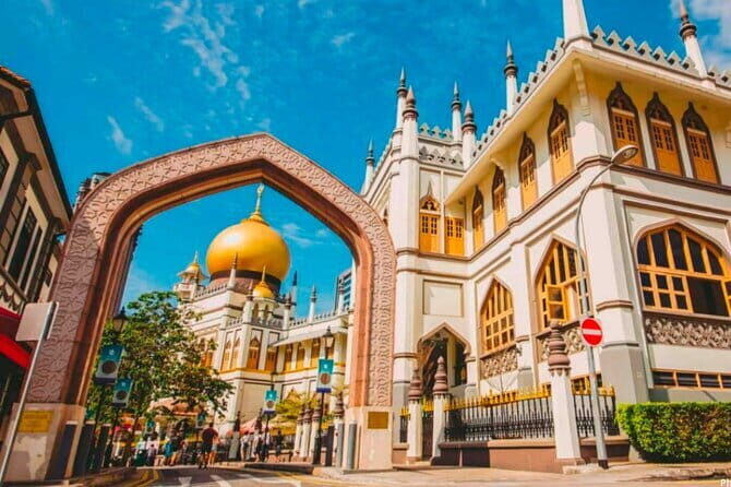 5 hours Little India, Kampong Glam, Chinatown with 9 Food Tasting - Stop 2: Kampong Glam with Haji Lane and Sultan Mosque
