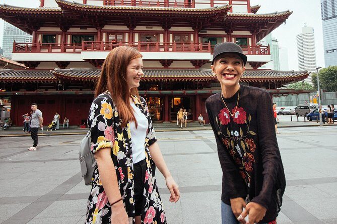 A Magical Evening in Singapore: Private City Tour - Getting Started at Lucky Chinatown: The Meeting Spot Matters