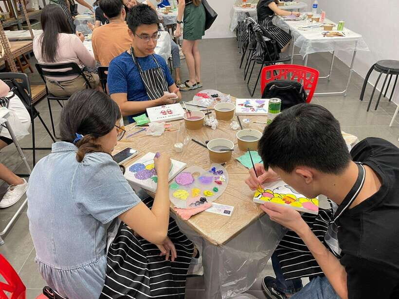 Art Jamming Workshops - A practical art break at Mochiart Art Studio