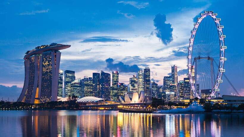 Best of Singapore: Private Walking Tour with a Local - Chinatown: walk the streets and learn the rhythms