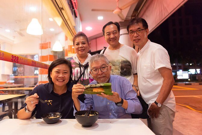 Drinks & Bites in Singapore Private Tour - How the guide makes it feel Singapore-shaped