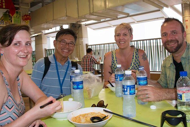 Eat Pray Love - Singapore Food Tour With A Difference - Kwan Im Thong Hood Cho Temple and Sri Krishnan Temple: Two Temple Stops, Different Feel