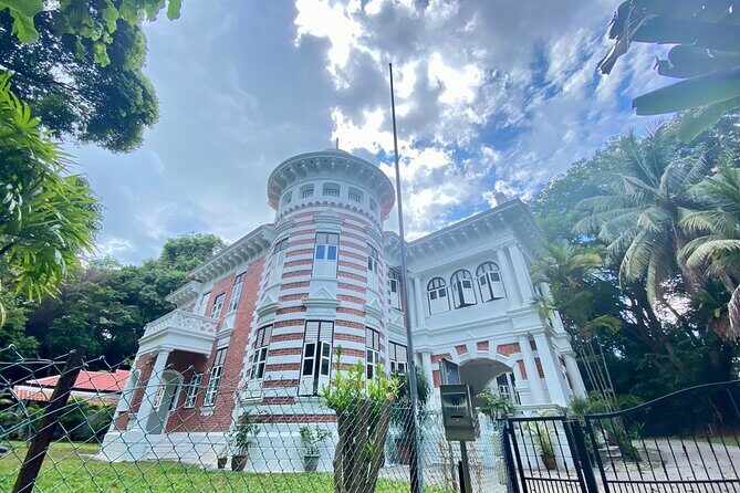 Exploring Singapore’s Forgotten Hills - A “forgotten hills” route that makes Singapore feel bigger