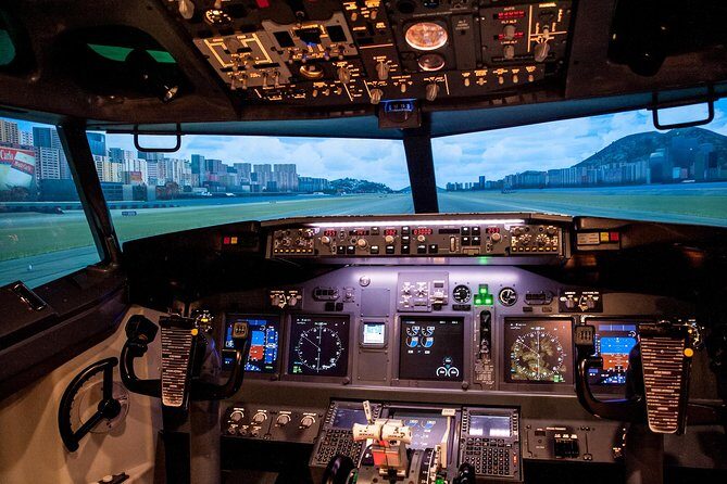 Flight Experience Singapore - Captain-Seat Thrill: Boeing 737-800NG in Singapore, not just a demo