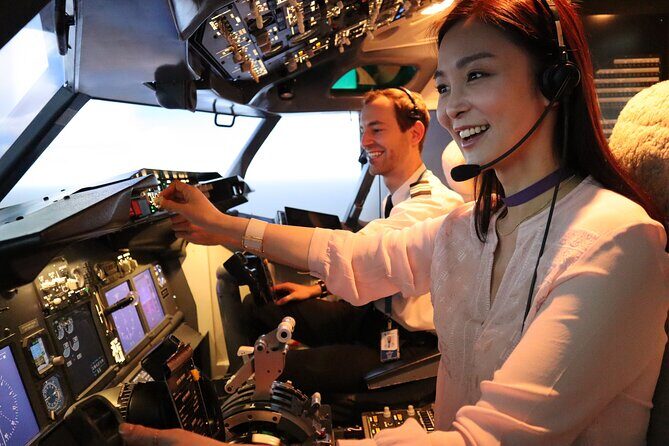 Flight Experience Singapore - The best part for families: observers, lounge feed, and the “dream” factor
