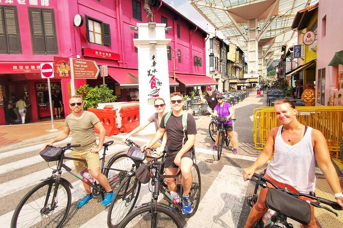 Historical Singapore Bike Tour on Full-Sized Bicycles - Singapore River: the heartbeat, from trading warehouses to today