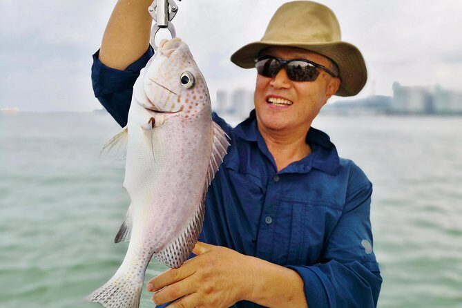 Join-in Catch and Cook Fishing Trip at Southern Islands Singapore - Private Group Energy: Who This Experience Fits Best