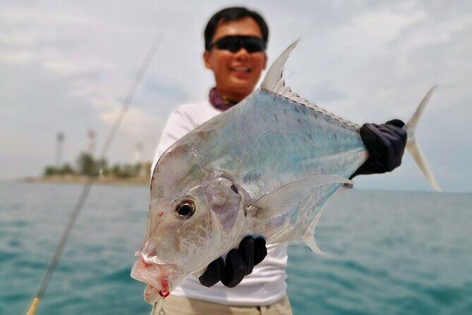 Join-in Yacht Fishing at the Southern Islands of Singapore - Value Check: Is $103.81 Worth It?