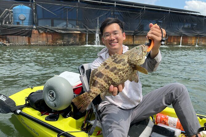 Kayak Fishing Tour in Singapore, Pasir Ris and Pulau Ubin Kelongs - Fishing gear and tackle: included, practical, and ready