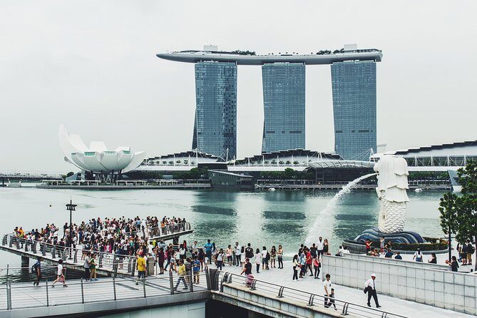 Kickstart Your Trip To Singapore With A Local: Private & Personalized - Key points that make this Singapore walking tour work