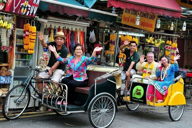 Kuala Lumpur and Malacca: Private Historical Tour from Singapore - Merdeka, National Monument, Istana Negara: landmarks for context