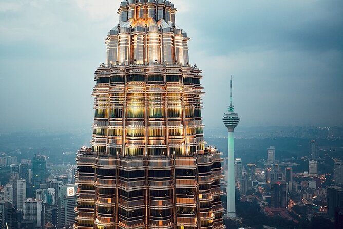 Kuala Lumpur and Malacca: Private Historical Tour from Singapore - Jonker Street food time, plus how to use the trishaw ride well