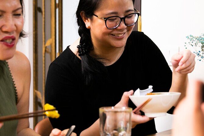 Learn to cook authentic Peranakan food with local market tour - Peranakan cooking in Chinatown: how this 6-hour class works