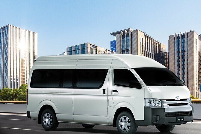 Luxurious Private Airport/Cruise Transfer Singapore - Door-to-door comfort for Changi to your hotel (or back)