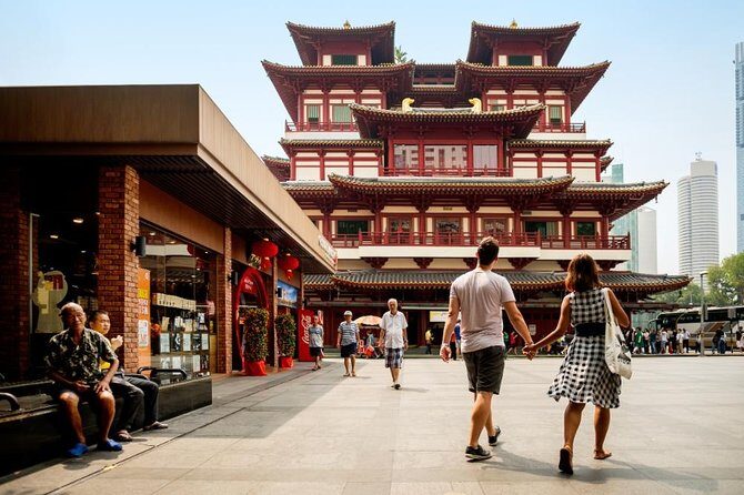 Michelin Premium Food Tour with Hawker Centre & Chinatown Tour - Michelin-Rated Hawker Stops: How the Tastings Work in Real Life