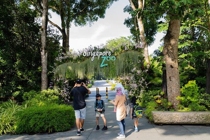 Morning at the Zoo with 1-way Transfer (Free & Easy) - Entrance to the zoo: fast starts and early animal spotting
