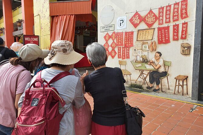 Nostalgic Chinatown of Singapore - Why walking Chinatown with a resident guide works