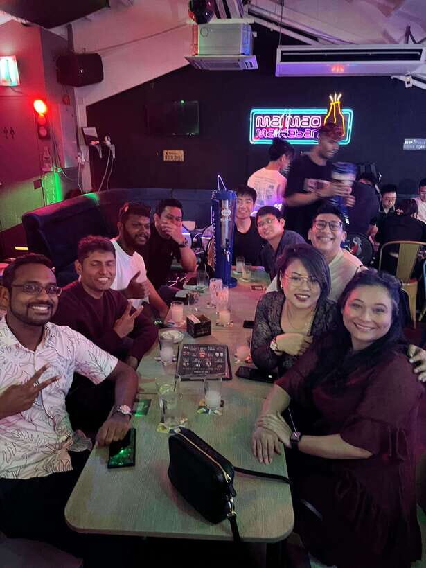 Party Singapore Bespoke Pub Crawl - Dress Code and Night-Of Tips So You Don’t Hit Snags