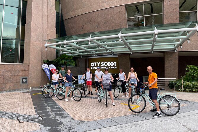 Past And Present Singapore Bike Tour - What makes the guide part feel worth it