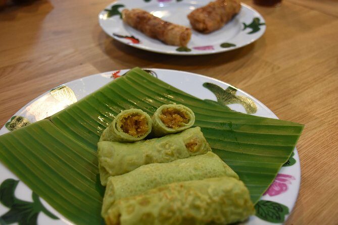 Peranakan Cooking Class in Singapore, near Lavender MRT Station - Chef Colin’s style: hands-on cooking plus food culture talk