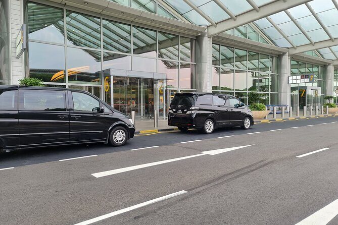 Private Airport Transfer in Singapore - Price and Logistics: Why This Might Cost More Than a Taxi (and Still Be Worth It)