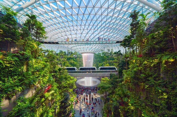 Private Arrival Transfer From Singapore Airport or Port to Hotel - Communication that matters: name signs, WhatsApp, and keeping your plan on track