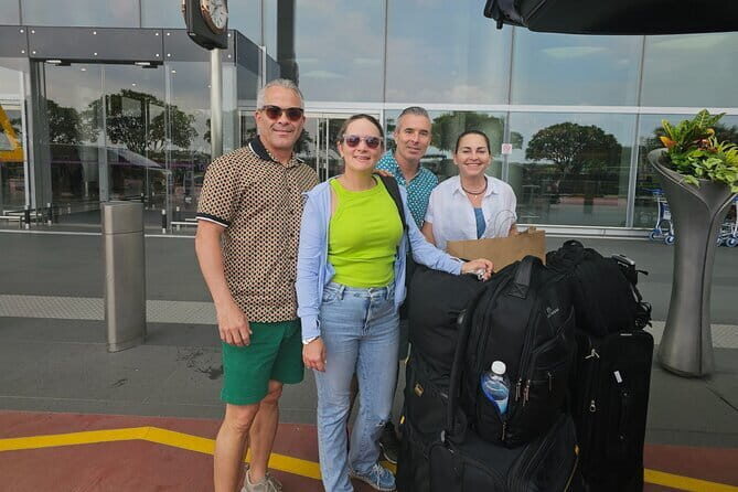 Private Limousine Service in Singapore - Pickup at Terminal 3: how to make the first 15 minutes painless