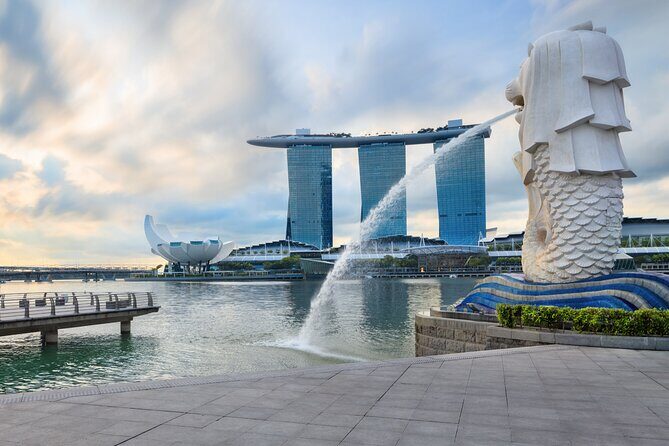 Private Singapore City Tour and National Orchid Garden - Merlion Park: Marina Bay views with the right context