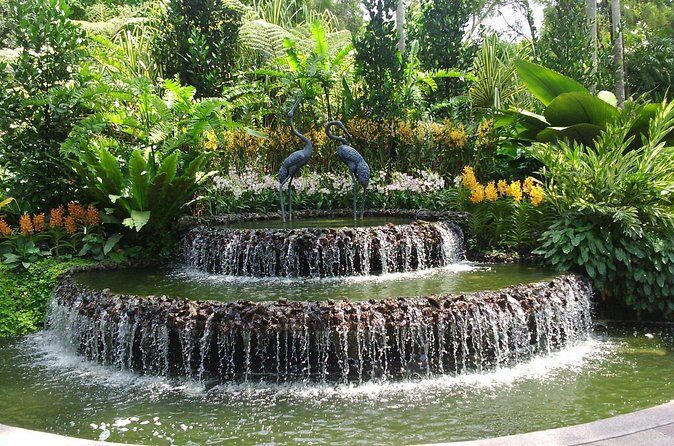 Private Singapore Full Day Highlights Tour with River Cruise Ride - Chinatown stop + lunch on your own: plan it with your guide’s help