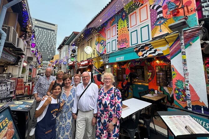 Private Singapore Night City Tour with Driver - Kampong Glam: Islamic Architecture Meets Malay Food Stops