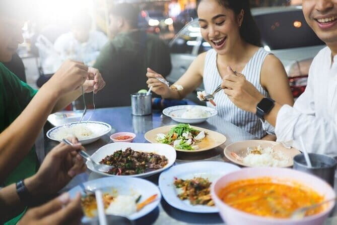 Private Tour Singapore Street Food & Night Tour - Price and Value: Is $67.53 Worth It?