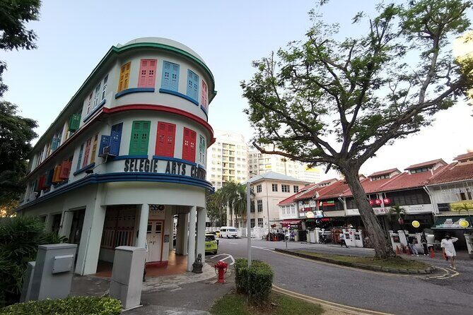 Secrets of Singapore Kick Scooter Tour with Dinner - Key things to know before you book