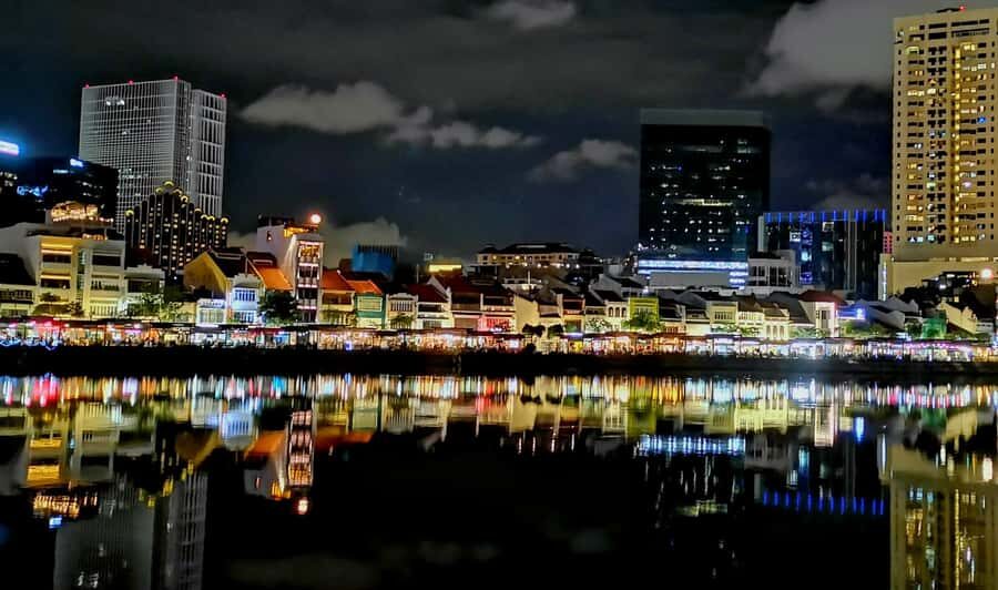 Secrets of Singapore Kick Scooter Tour with Dinner - Scooter comfort and safety: who this is for