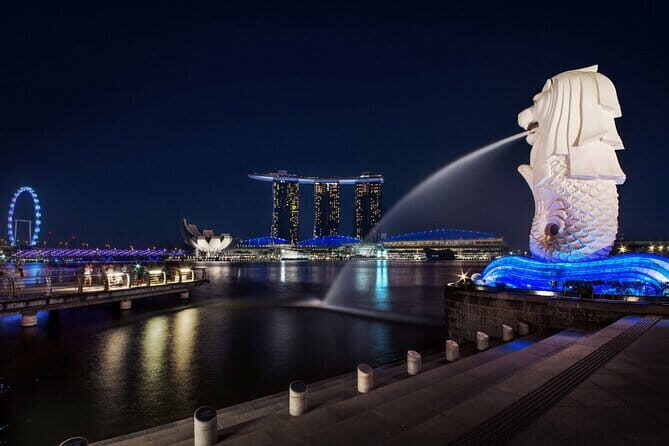 Signature Urban Night Tour: Sunset Street Food in Singapore - Merlion Park at night: Marina Bay Sands water light show, if timing works