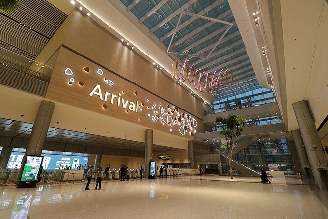 Singapore Airport: Shared Arrival or Departure Car Transfer - From plane to car: how the Changi meet-up works