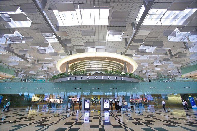 Singapore Airport: Shared Arrival or Departure Car Transfer - The ride into Singapore: what “no waiting” means in real life