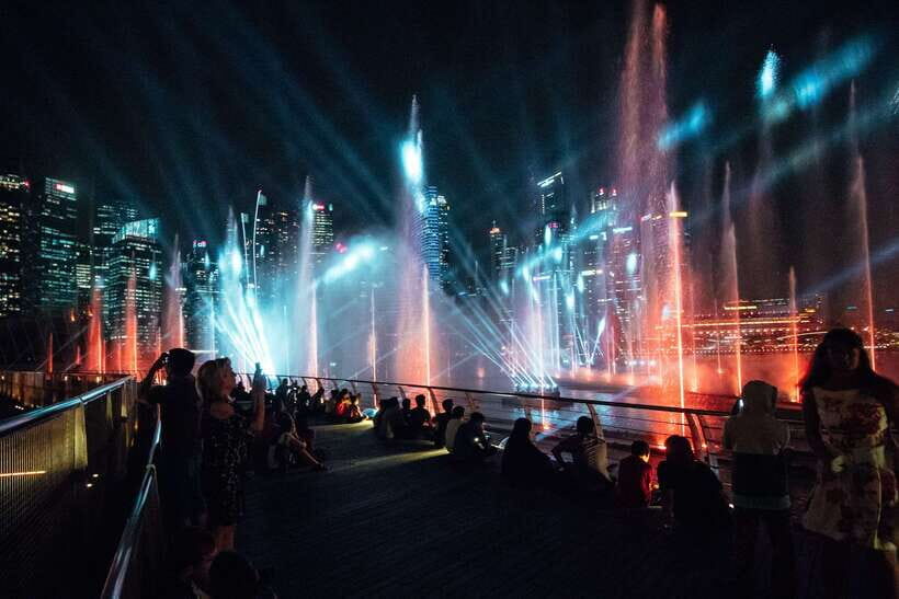 Singapore by Night 2.5-Hour Private Tour - Chinatown After Dark, Then a Skyline Light Finale