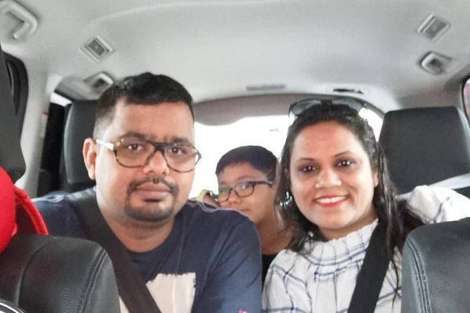 Singapore Changi Airport: Private Arrival Transfer with Meet & Greet Service - Who this transfer suits best