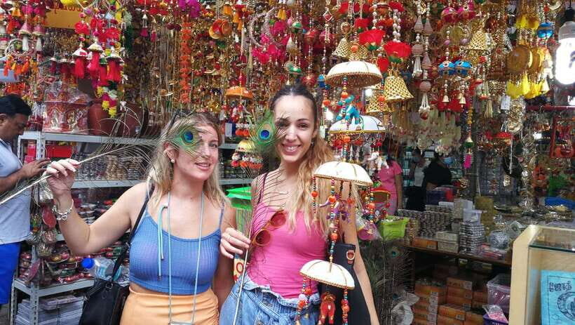 Singapore: Chinatown and Little India Guided Walking Tour - Where the tour starts (and why it matters for your timing)