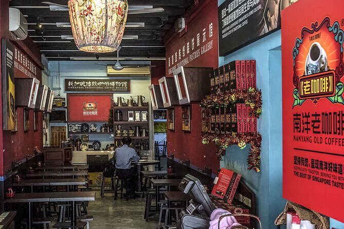 Singapore: Chinatown Hawker Food Tasting Tour - Smith Street for street-food energy and smart navigation