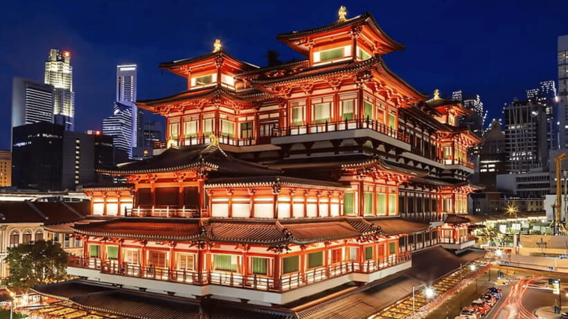 Singapore: Chinatown Hidden Treasure Walking Tour with Snack - Starting point at Chinatown MRT Exit A (and how to not miss it)