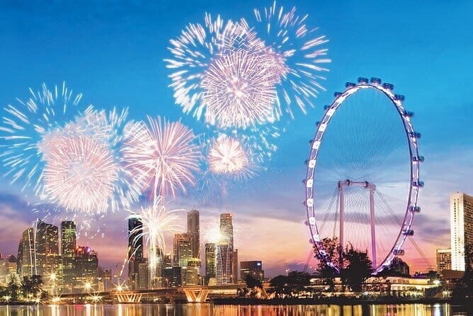 Singapore Flyer - The capsule ride: steady, safe, and built for comfort
