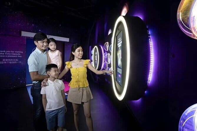 Singapore Flyer Tickets with Time Capsule - Getting There: MRT Promenade Makes It Simple