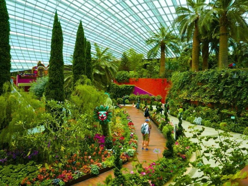 Singapore: Gardens by the Bay & Jurassic World with Pickup - Dinner at Satay by the Bay: quick local fuel when you book private
