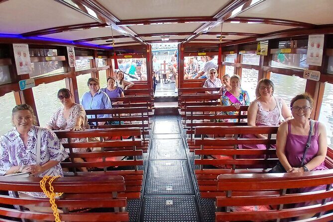 Singapore Guided Night Tour with 2 Light Shows & River Cruise - What to Bring and How to Make the Evening Smoother