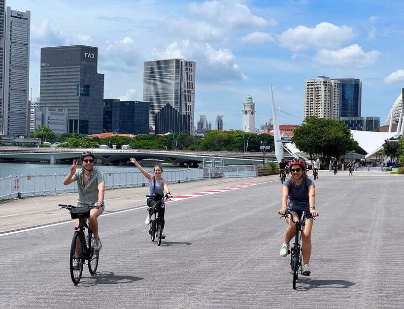 Singapore: Historical Half-Day Bike Tour - Kampong Glam to local life: markets, daily rhythm, and quick context