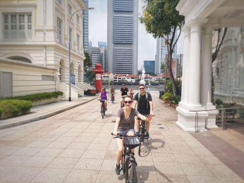 Singapore: Historical Half-Day Bike Tour - Bicycles, pace, and safety: what you should expect on the road
