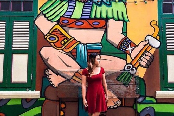 Singapore Instagram Private Walking Tour (Private & All-Inclusive) - Merlion Park: the classic framing near One Fullerton
