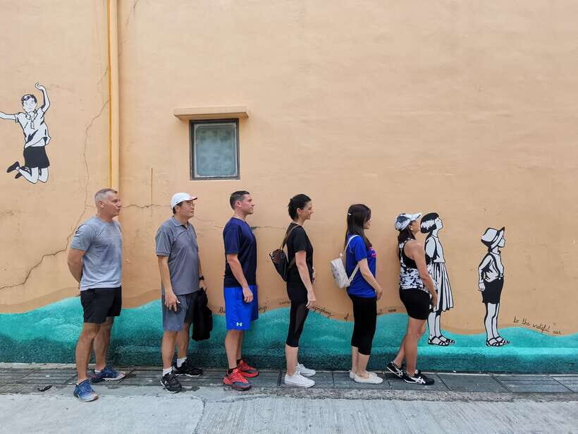 Singapore: Katong Local Food and City Highlights Tour - Walking logistics that matter more than you think